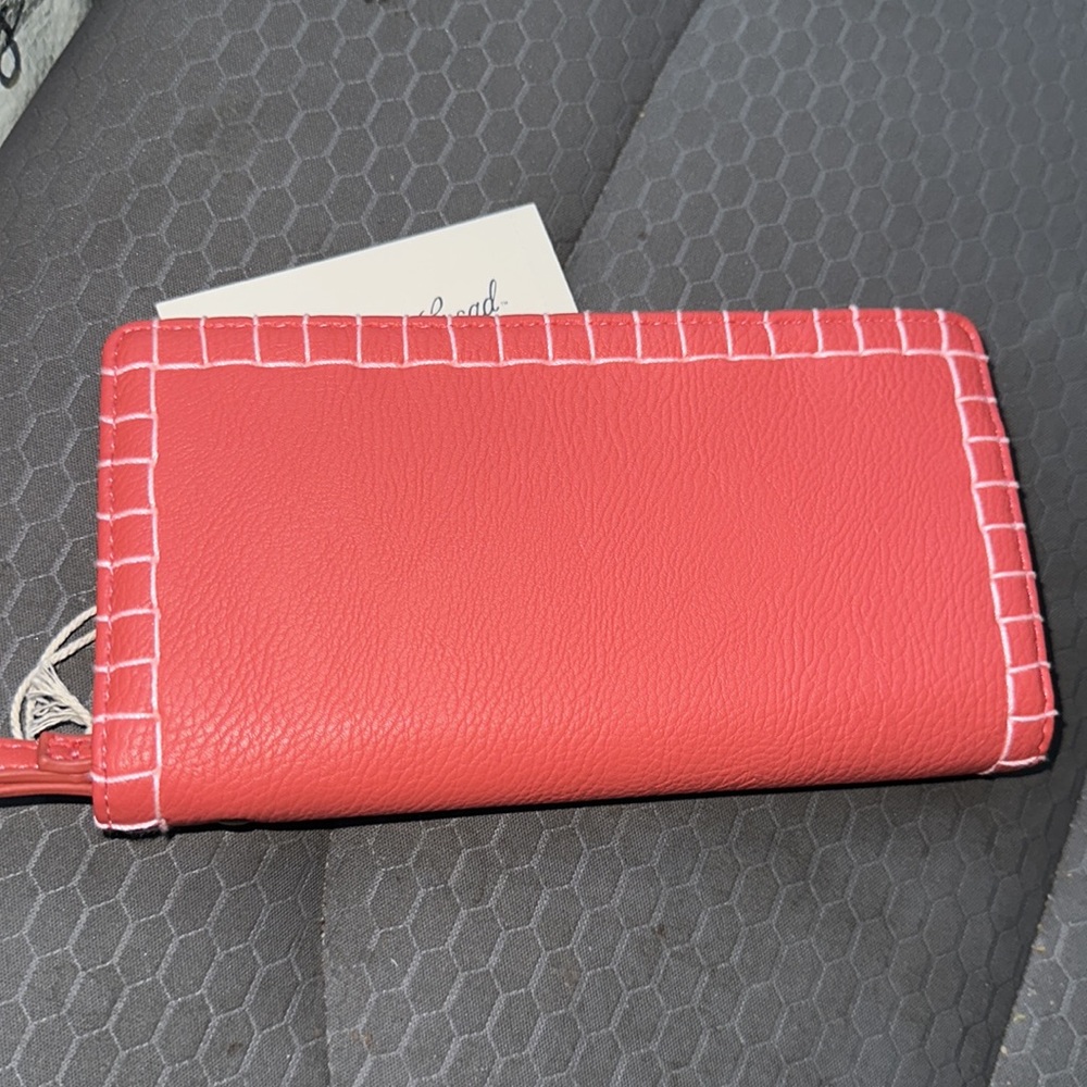 Red Universal Thread wallet/holder - Picture 2 of 2